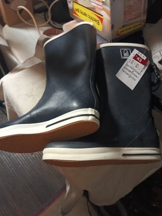 2 pares de Botas agua nº41 -y 43. nuevas