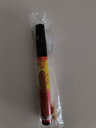 Bolígrafo reparador arañazos coches