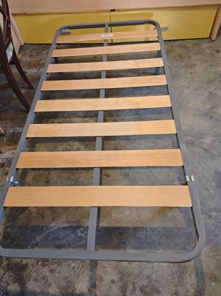 Somier metálico con láminas de madera
