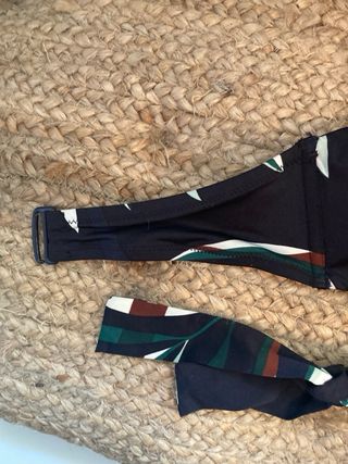 Bikini floral talla XS azul noche