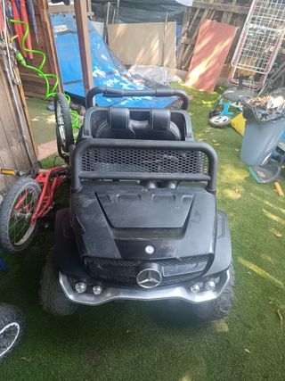 Coche eléctrico Mercedes 4x4