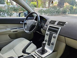 Volvo C30 2011 1.6 Drive Momentum 115 CV