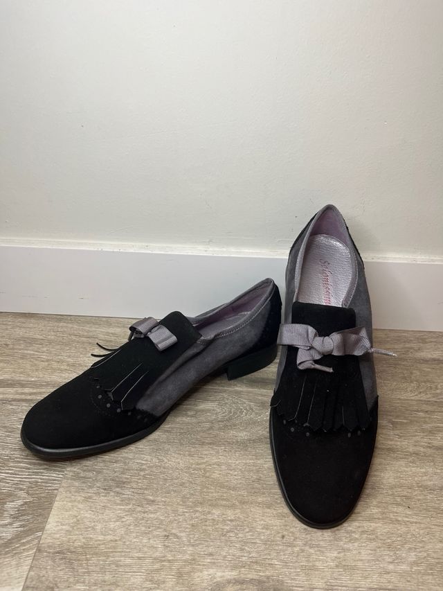 Mocasines ante negro y gris
