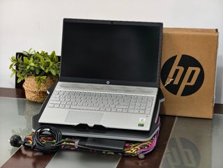 Portátil HP Pavilion 1TB SSD, 64GB RAM
