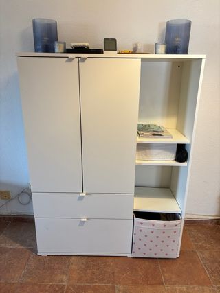 Armario blanco Ikea VIHALS.