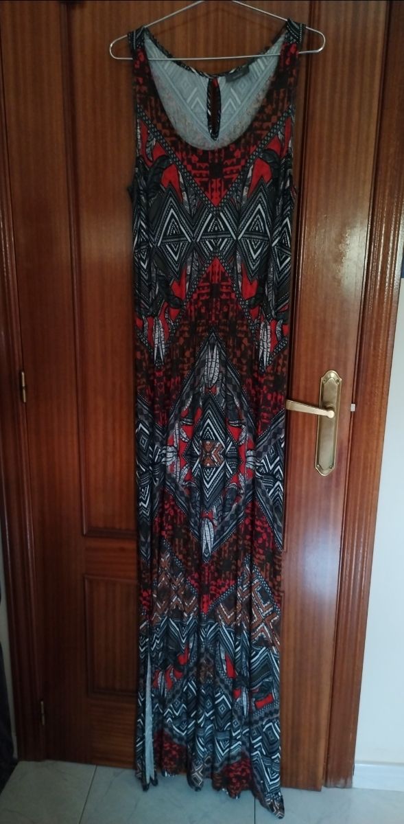 Vestido maxi estampado geométrico