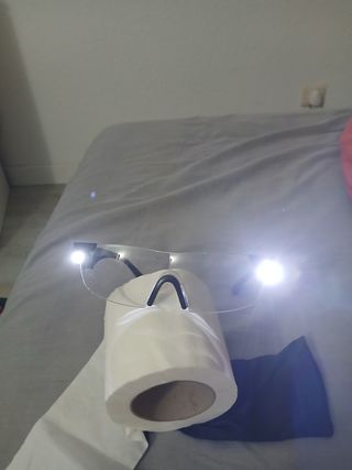 Gafas ópticas con lupa Led