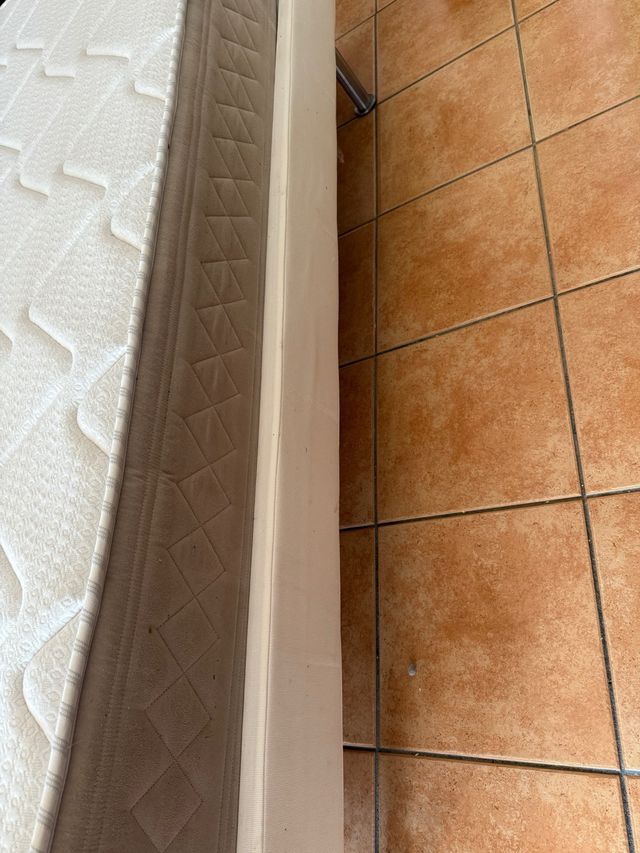 Colchón individual y base Ikea