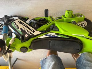 Moto eléctrica infantil Kawasaki