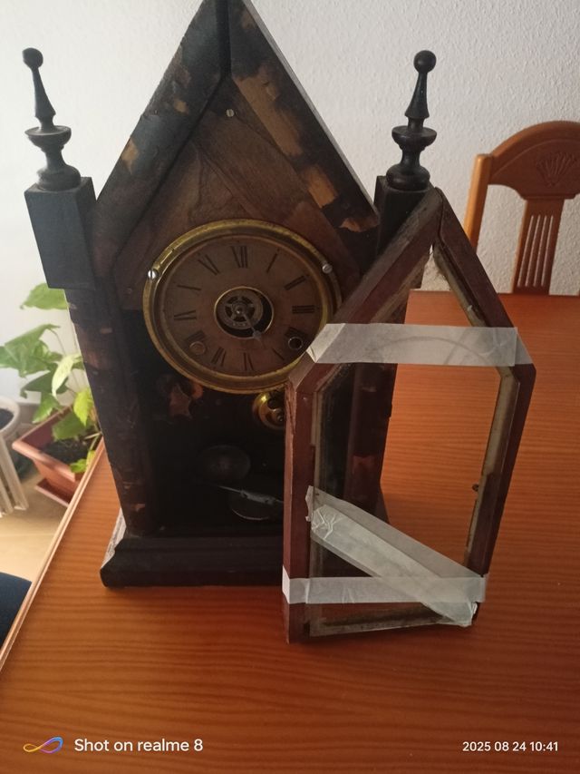 Reloj antiguo para restaurar