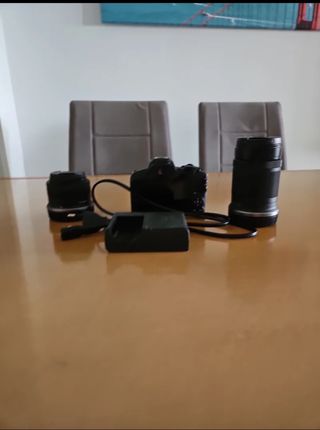 Canon EOS R50 + 2 objetivos