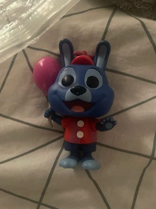 4 Funko Pops: Bugs Bunny, Batman, etc.