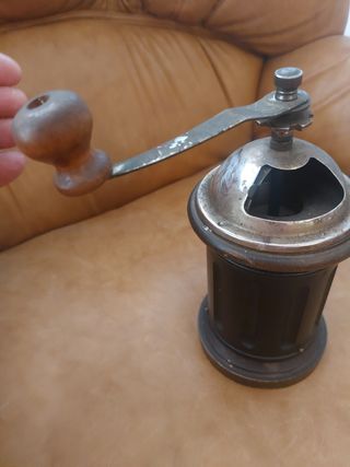 Molinillo  de café  antiguo