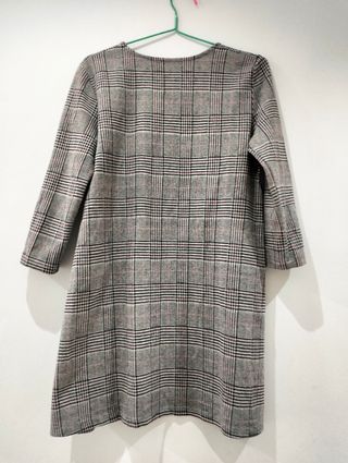Vestido cuadros gris