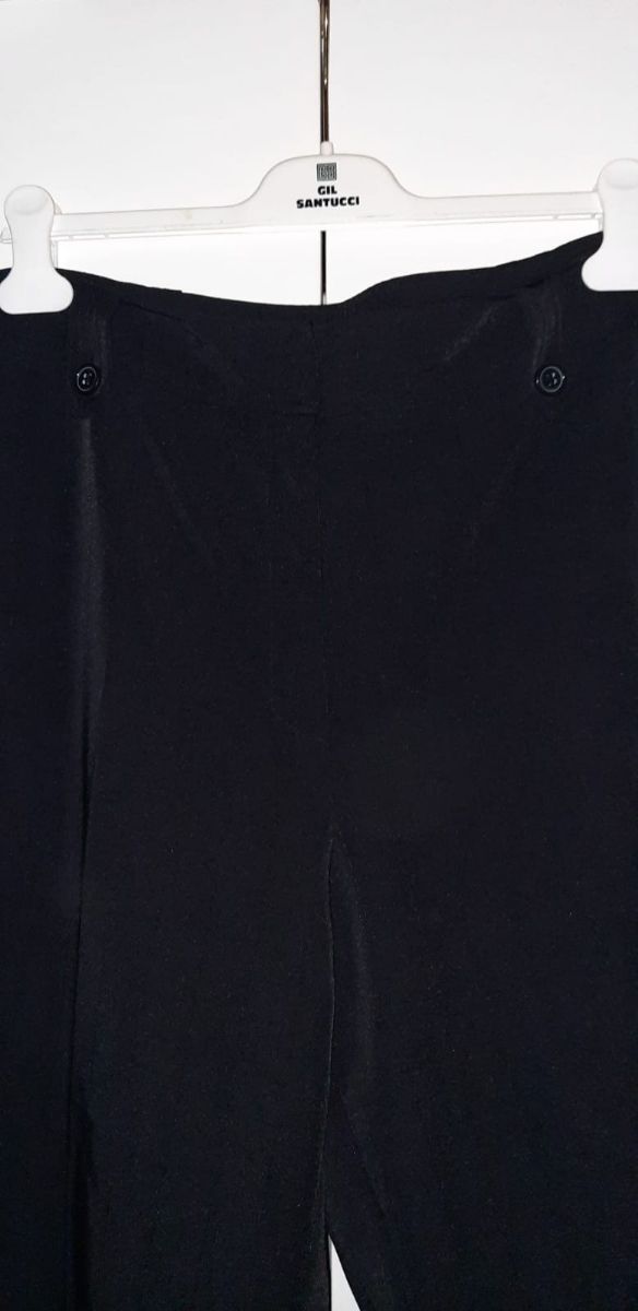 Calças pretas tamanho grande