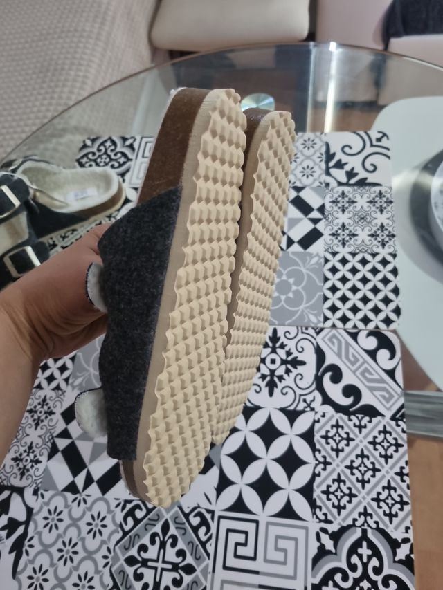 Chanclas El Corte Inglès - Gris - Talla 38