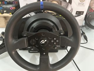 Thrustmaster T300RS GT Edition + extras