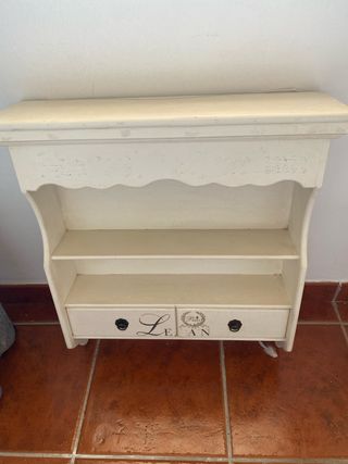 Estantería blanca de madera - Estilo provenzal