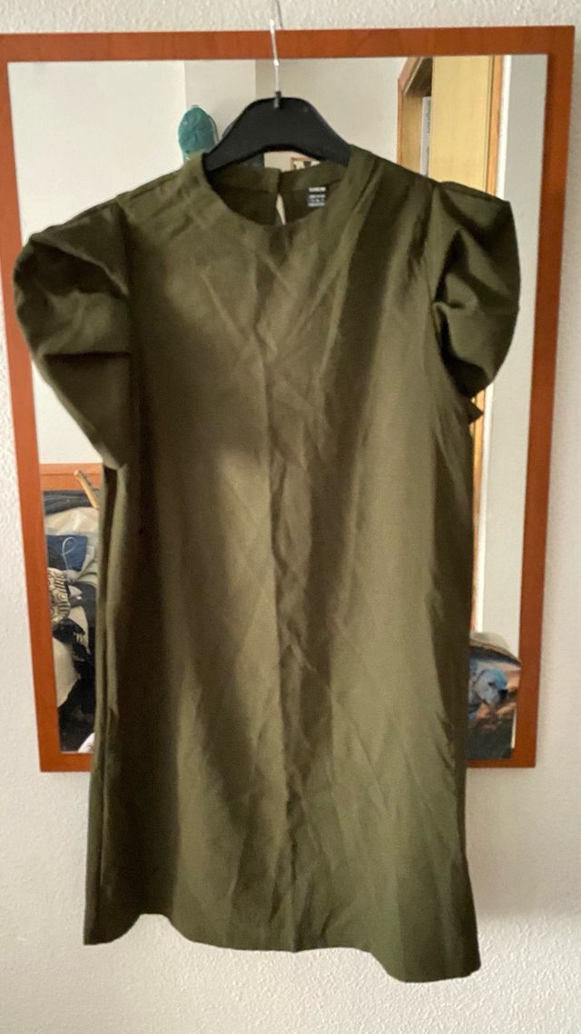 Abito estivo verde militare