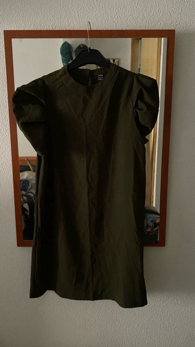 Abito estivo verde militare