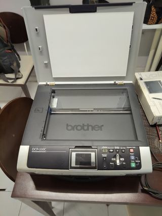 Impresora Brother DCP-330C Multifunción