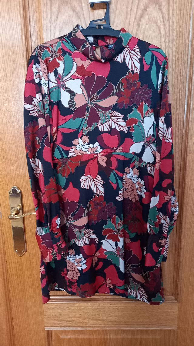 Vestido Zara estampado floral