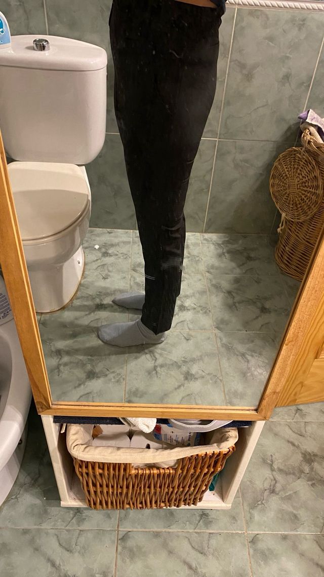 Pantaloni neri alla moda