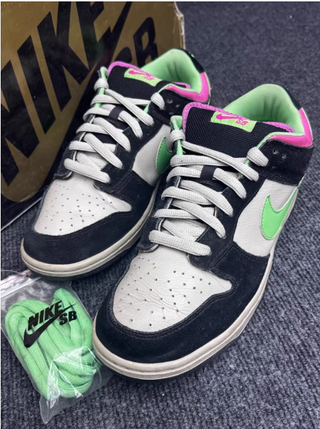 Nike Dunk SB “Poison” negro/blanco/verde