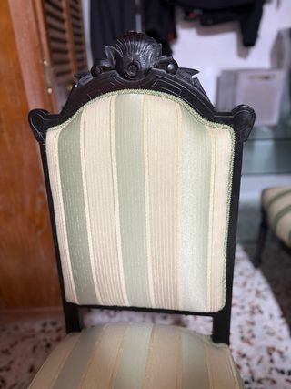 Sillas antiguas de madera - colección