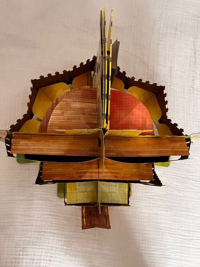 Libro “Mi primer castillo de dragones”