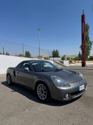 Toyota MR2 2005