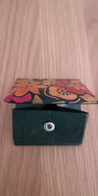 Monedero floral