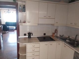Apartamento 3 hab, 1 baño, 3 terrazas.