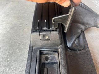 Consola BMW E36 c/ Porta-Cassetes