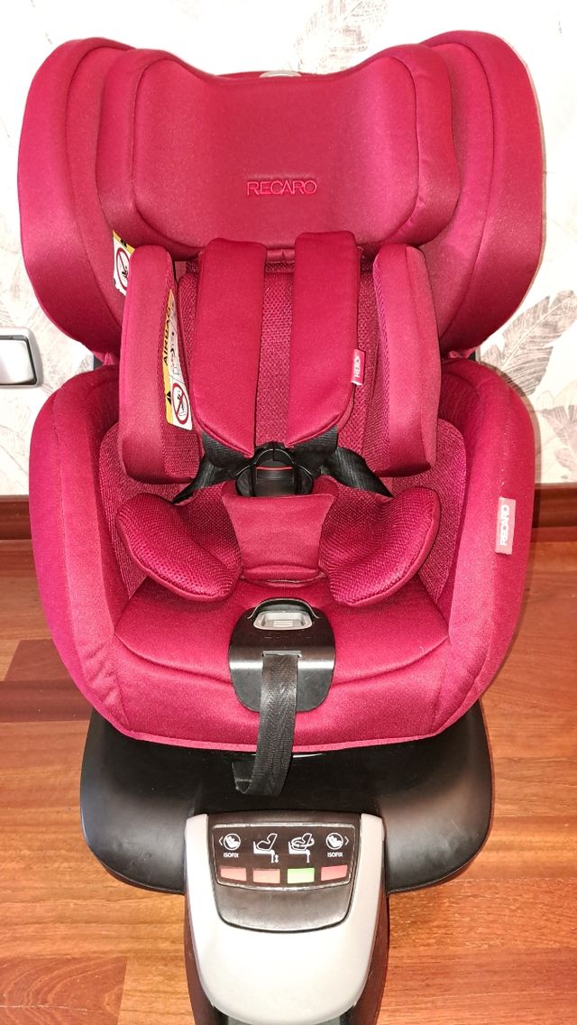 Silla coche RECARO Salia roja