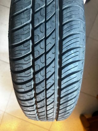 Neumático Michelin Energy 165/70 R14