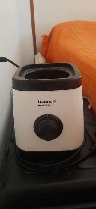 Batidora Taurus JB1001C 1000W