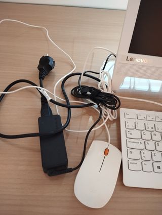 Lenovo IdeaCentre Blanco - PC sobremesa
