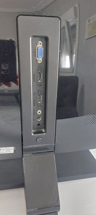 Monitor LCD 22" 2 HDMI + VGA