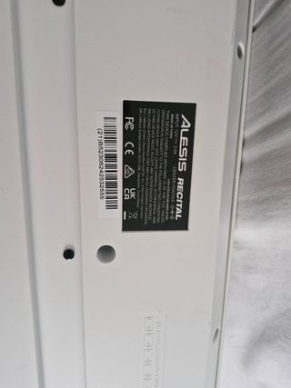 Alesis Recital - Piano 88 teclas