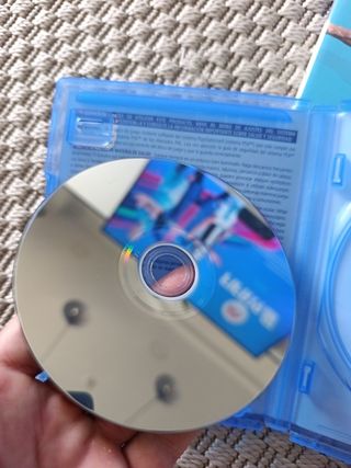 4 Juegos PS4 - FIFA 19, Spider-Man, etc.