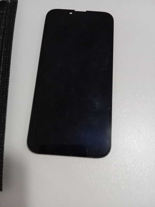 PantallaiPhone 13:Pantalla para repuestos no funci