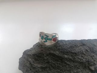 Anillo de plata y turquesa Maya. 