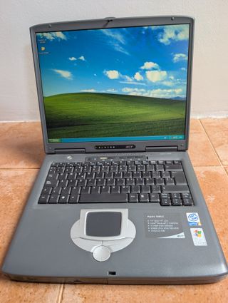 Portátil Acer Aspire 1605LC - Retro
