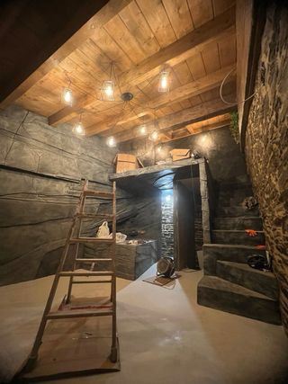 se realizan reformas , construcción escenografías 