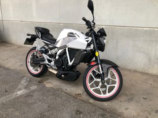 Hyosung GD250N EXIV - 19.994Km - Año 2015