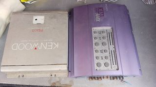 Amplificatori Kenwood & Sony
1 amplificatore Kenwo
