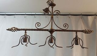 Lampadario a sospensione a tre luci rustico