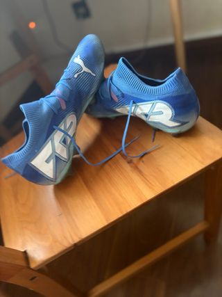 Botas Puma Ultra - Fútbol - Talla 45