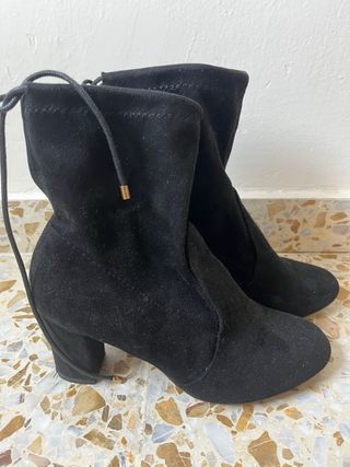 Botines negros tacón nº37